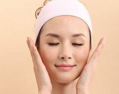 涂护肤品为什么要拍打脸部？有什么好处？